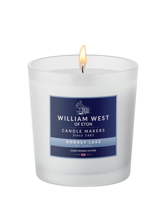 Fruity vs Floral: Which Candle Scent Is Right for You?