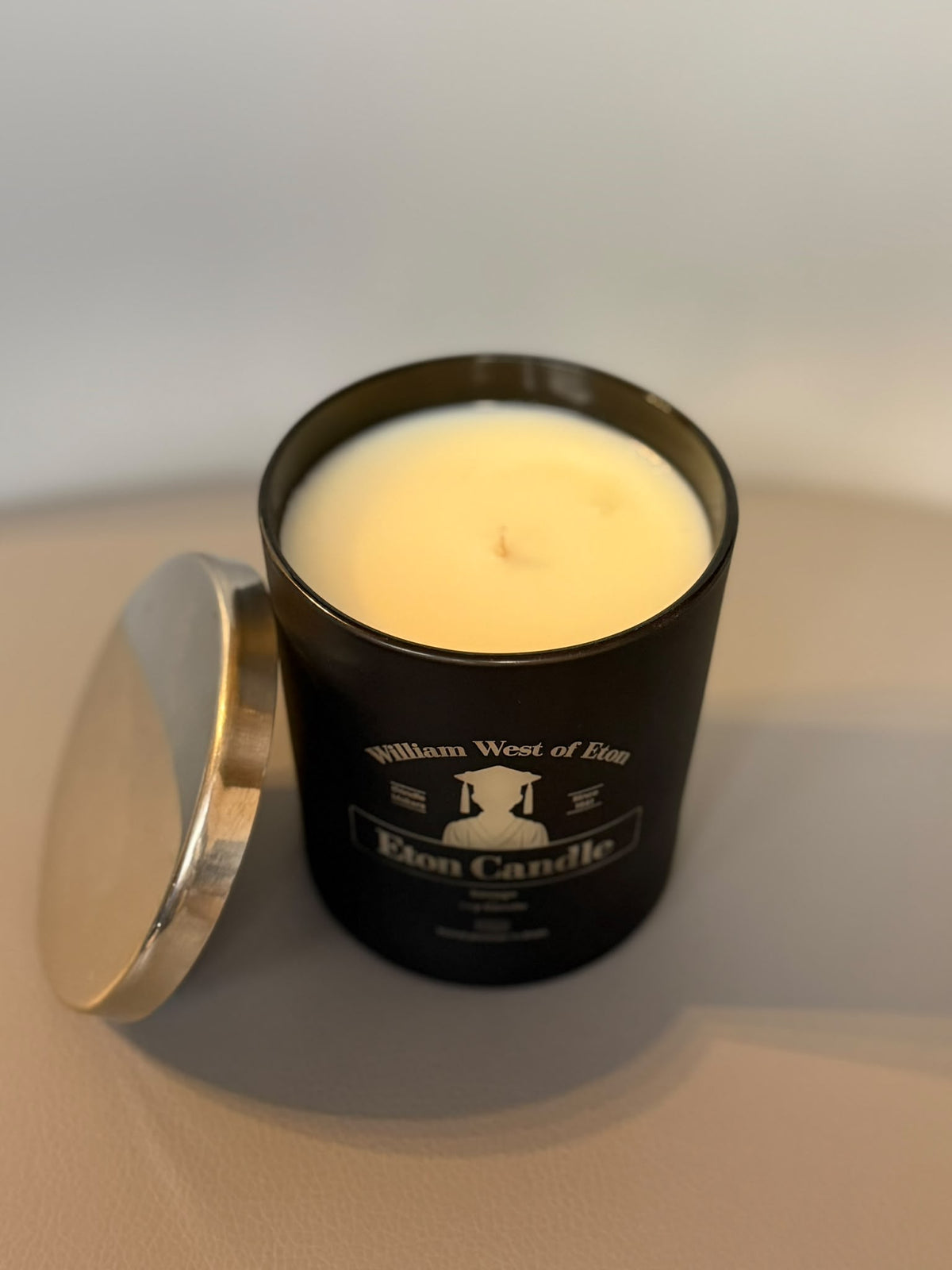William West Eton Candle Savage (300g)