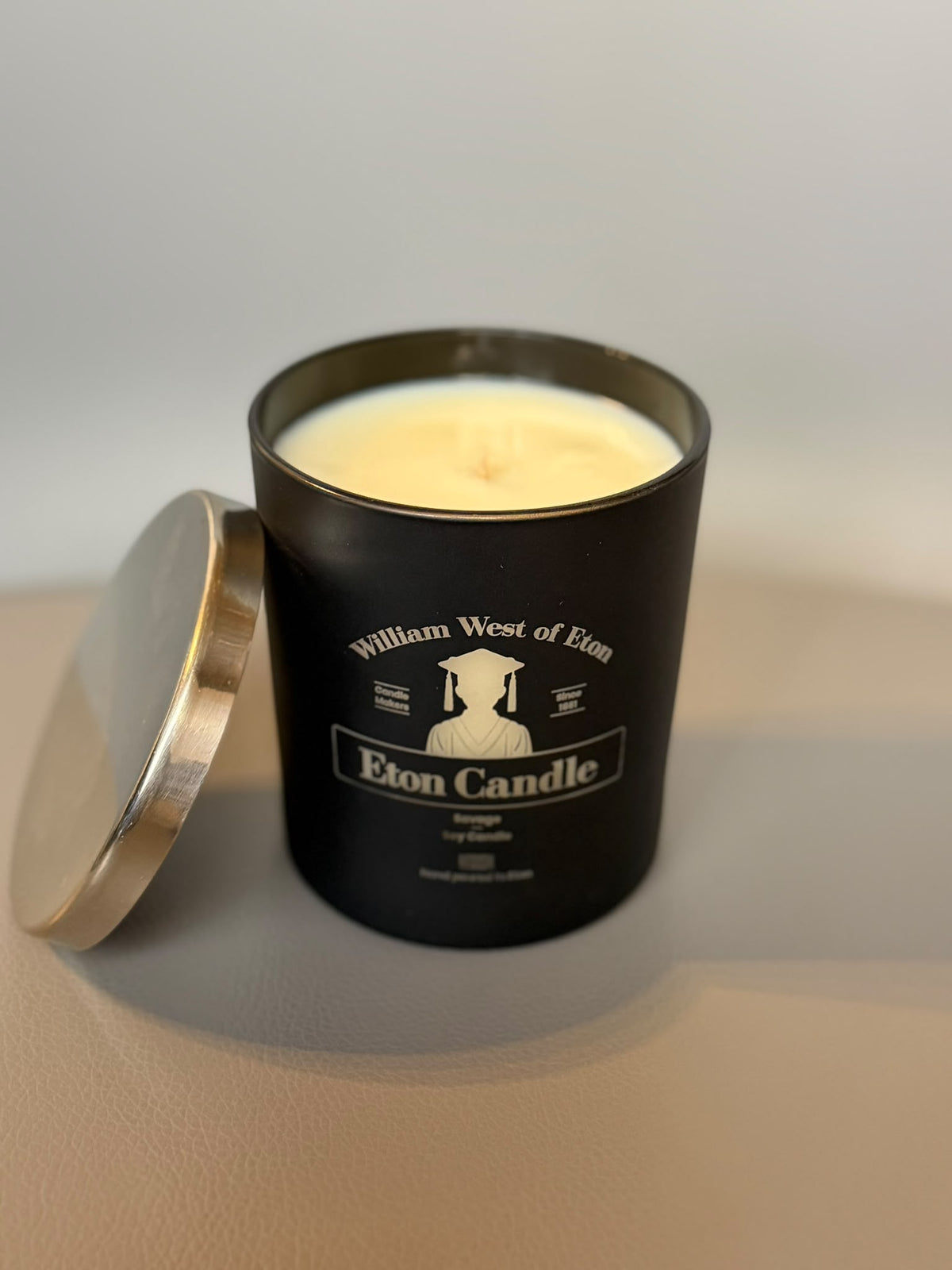 William West Eton Candle Savage (300g)